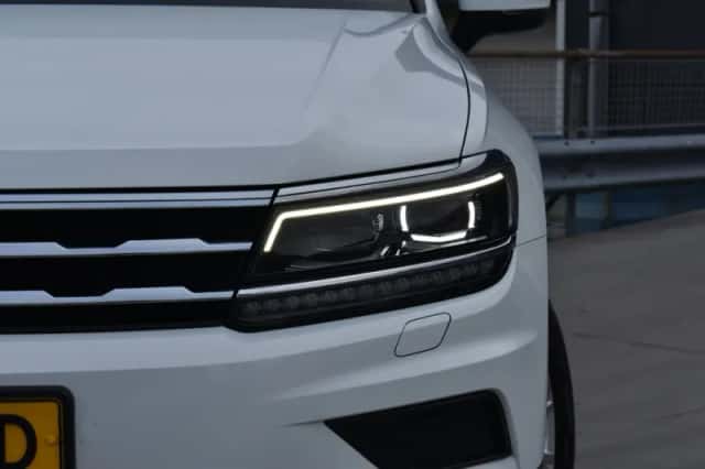 Volkswagen Tiguan (2018) thumbnail 5