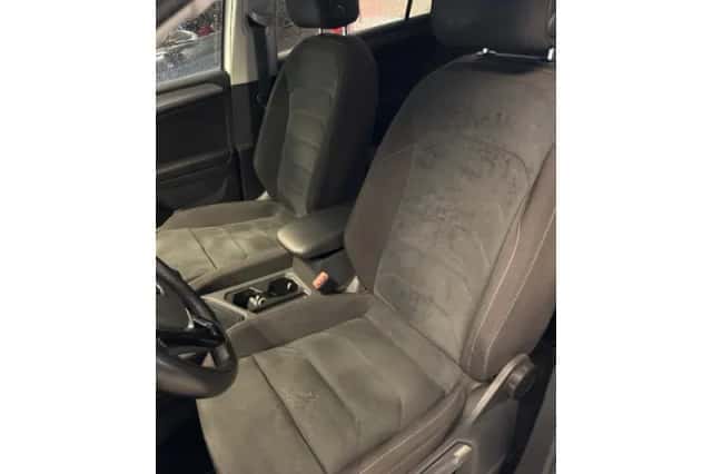 Volkswagen Tiguan (2018) thumbnail 5