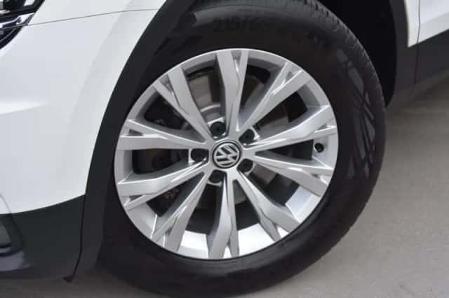 Volkswagen Tiguan (2018) thumbnail 6