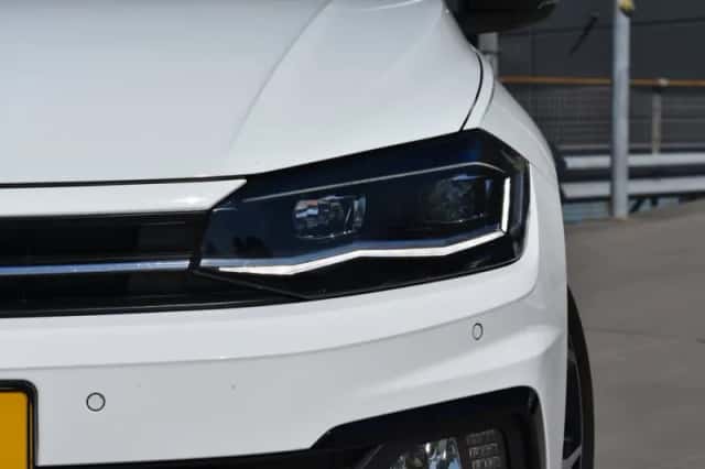 Volkswagen Polo (2021) thumbnail 5