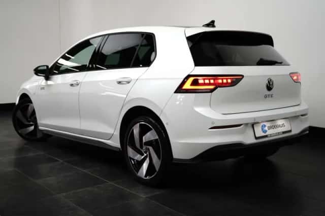 Volkswagen Golf (2025) thumbnail 5