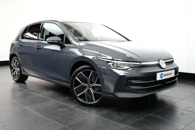 Volkswagen Golf (2025) thumbnail 2