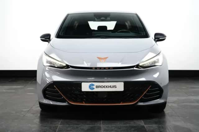 CUPRA Born (2022) thumbnail 2