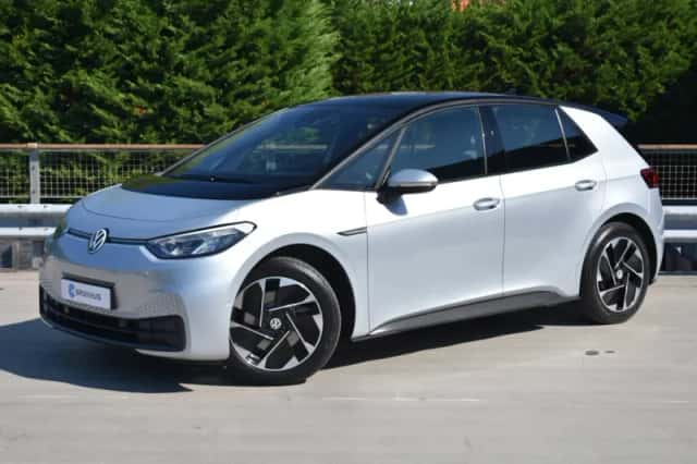 Volkswagen ID.3 (2023) thumbnail 1