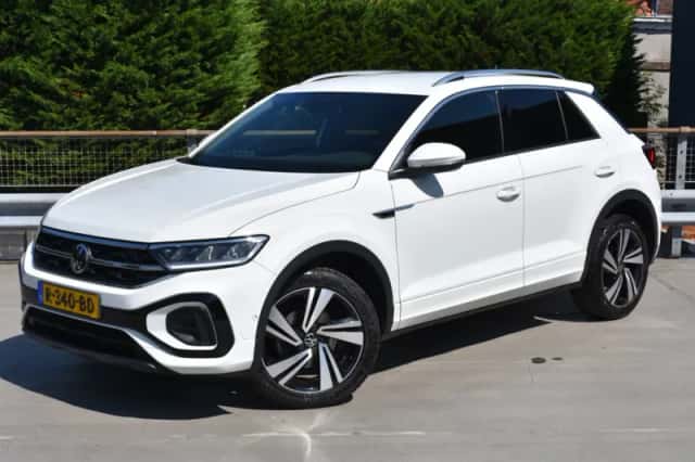Volkswagen T-Roc (2022) thumbnail 1