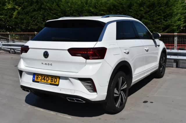 Volkswagen T-Roc (2022) thumbnail 4