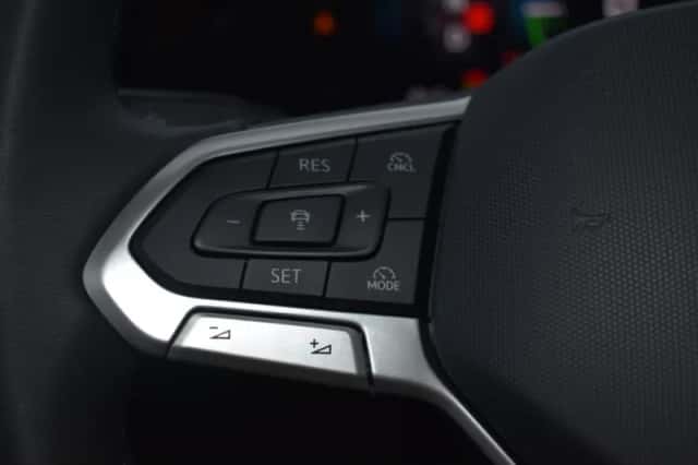 Volkswagen Golf (2025) thumbnail 19