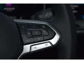 Volkswagen Golf (2025) thumbnail 20