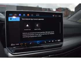 Volkswagen Golf (2025) thumbnail 24