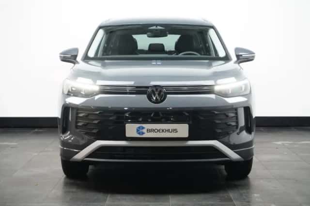 Volkswagen Tayron (2025) thumbnail 2