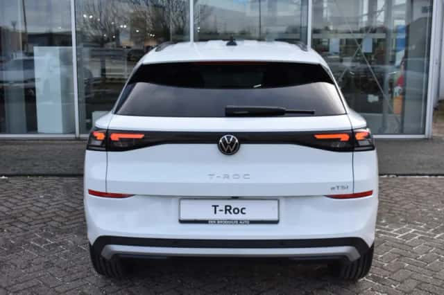 Volkswagen T-Roc (2026) thumbnail 38