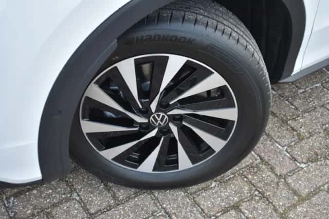 Volkswagen T-Roc (2026) thumbnail 6