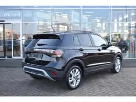 Volkswagen T-Cross (2025) thumbnail 4