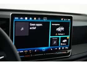 Volkswagen Tiguan (2025) thumbnail 18