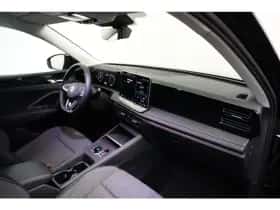 Volkswagen Tiguan (2025) thumbnail 19