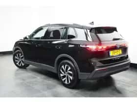 Volkswagen Tiguan (2025) thumbnail 3