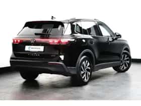 Volkswagen Tiguan (2025) thumbnail 4