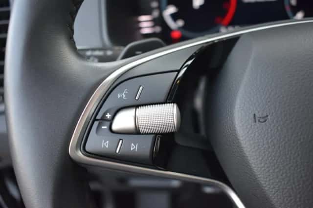 Škoda Karoq (2025) thumbnail 18