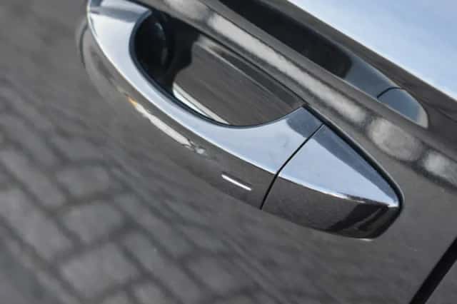 Škoda Karoq (2025) thumbnail 9
