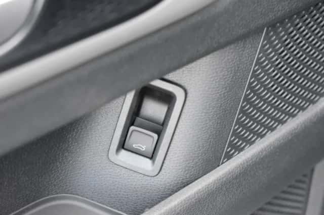 Volkswagen ID. Buzz (2026) thumbnail 14