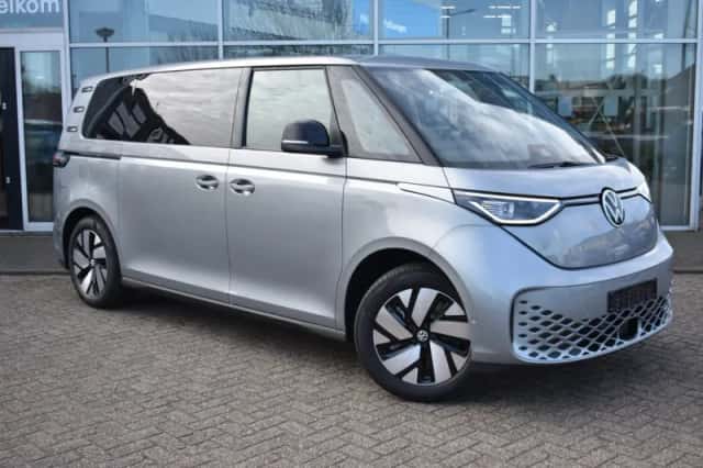 Volkswagen ID. Buzz (2026) thumbnail 3