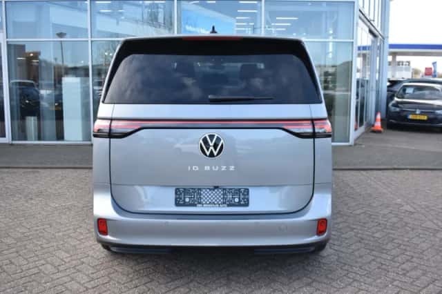 Volkswagen ID. Buzz (2026) thumbnail 4