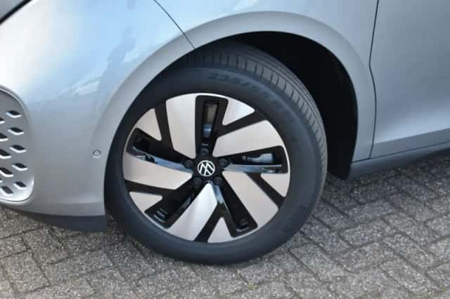 Volkswagen ID. Buzz (2026) thumbnail 6