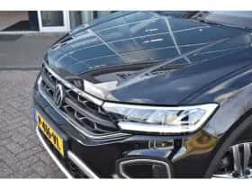 Volkswagen T-Roc (2022) thumbnail 6