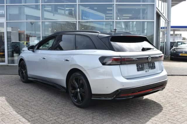 Volkswagen ID.7 (2026) thumbnail 3