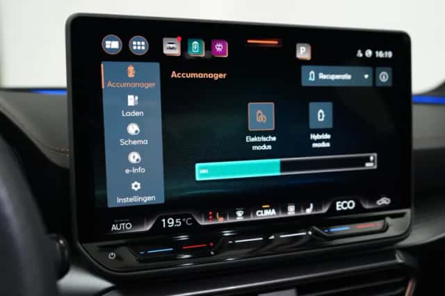 CUPRA Leon Sportstourer (2025) thumbnail 26