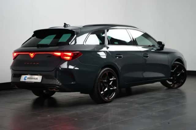 CUPRA Leon Sportstourer (2025) thumbnail 5