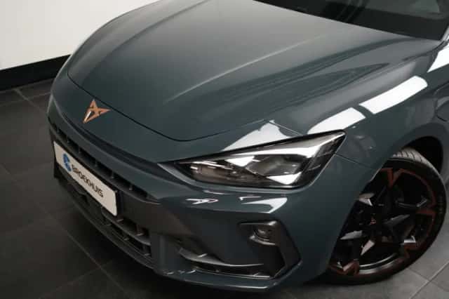 CUPRA Leon Sportstourer (2025) thumbnail 6