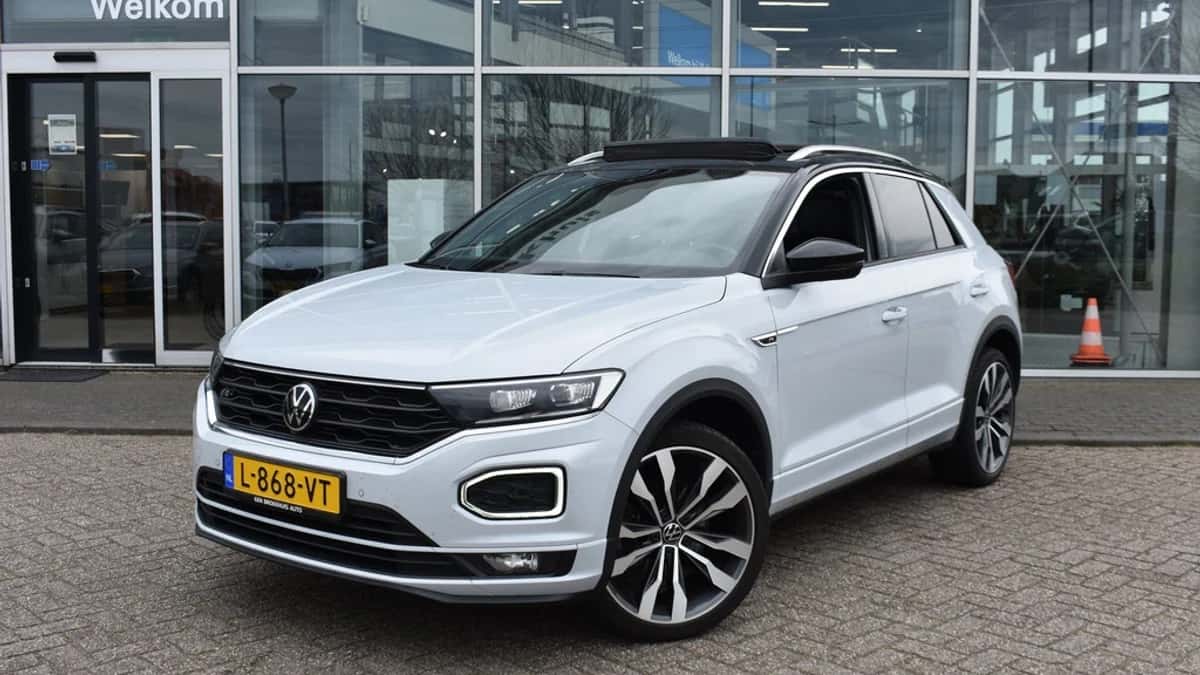 Volkswagen T-Roc (2021) — foto 1