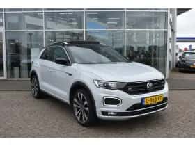 Volkswagen T-Roc (2021) thumbnail 3