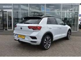 Volkswagen T-Roc (2021) thumbnail 5