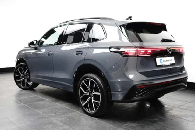 Volkswagen Tiguan (2025) thumbnail 5