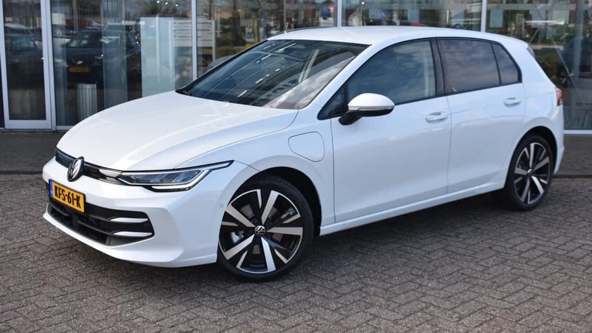 Volkswagen Golf (2026) — foto 1