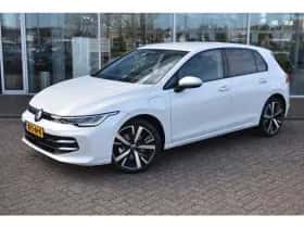 Volkswagen Golf (2026) thumbnail 1