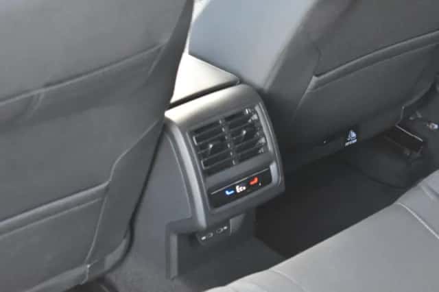 Volkswagen Golf (2026) thumbnail 14