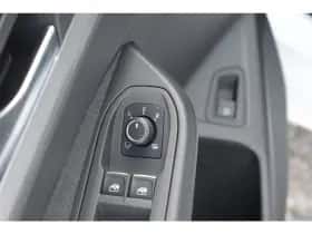 Volkswagen Golf (2026) thumbnail 16