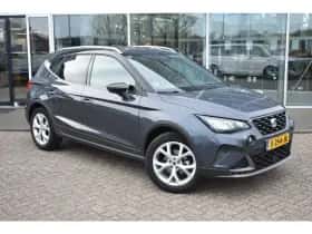 SEAT Arona (2022) thumbnail 2