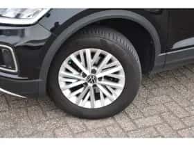 Volkswagen T-Roc (2022) thumbnail 5