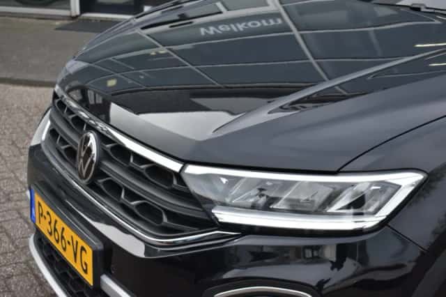 Volkswagen T-Roc (2022) thumbnail 6
