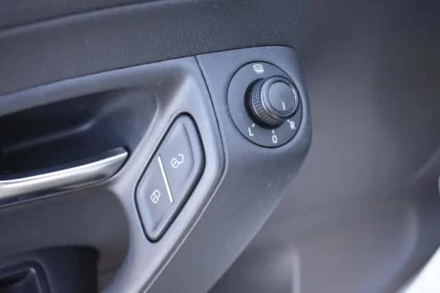 Volkswagen Polo (2017) thumbnail 11