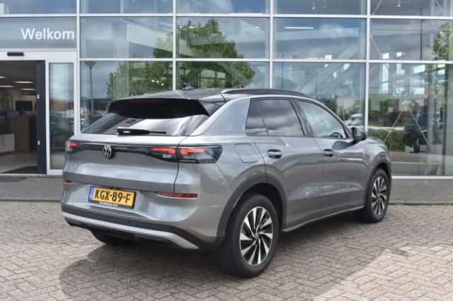 Volkswagen T-Roc (2026) thumbnail 2