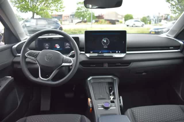 Volkswagen T-Roc (2026) thumbnail 7