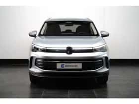 Volkswagen Tiguan (2025) thumbnail 2