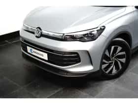 Volkswagen Tiguan (2025) thumbnail 16