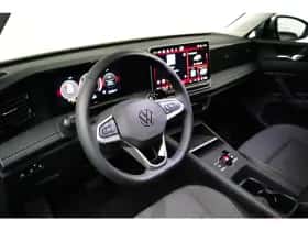 Volkswagen Tiguan (2025) thumbnail 18