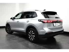 Volkswagen Tiguan (2025) thumbnail 5